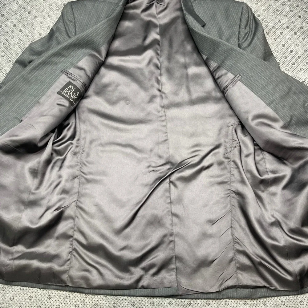 Jos A Bank Mens Suit 44L 2Pcs W38xL33 100% Wool Grey Pinstripe Business Formals